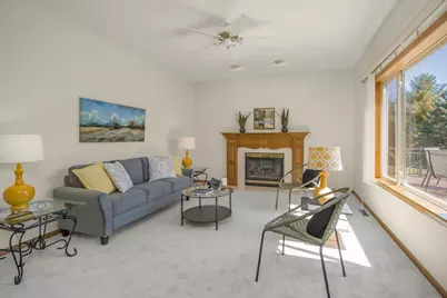 10341 Fox Run Road, Woodbury, MN 55129 - Photo 8