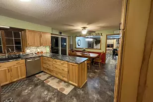 57782 740th St, Jackson, MN 56143 - Photo 10