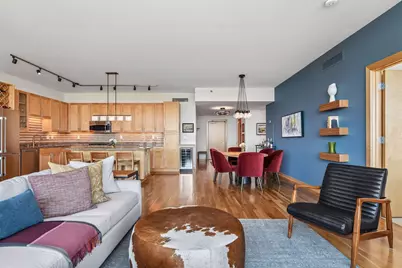 215 10th Avenue S #708, Minneapolis, MN 55415 - Photo 16