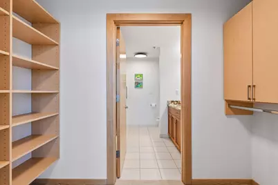 215 10th Avenue S #708, Minneapolis, MN 55415 - Photo 32