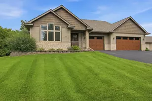704 Spruce Dr, Hudson, WI 54016 - Photo 32