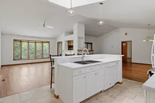 704 Spruce Dr, Hudson, WI 54016 - Photo 4