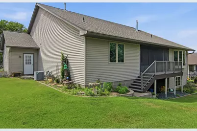 704 Spruce Drive, Hudson, WI 54016 - Photo 44