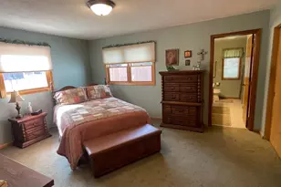 207 E Hollett St, Tracy, MN 56175 - Photo 2