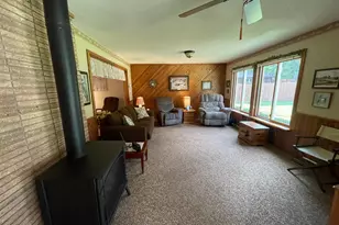 207 E Hollett St, Tracy, MN 56175 - Photo 48