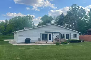 207 E Hollett St, Tracy, MN 56175 - Photo 42