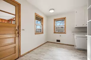 5842 Xerxes Ave N, Brooklyn Center, MN 55430 - Photo 16