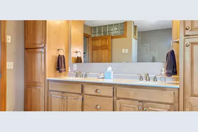 33405 Oak Ridge Avenue, Redwood Falls, MN 56283 - Photo 26