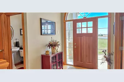 33405 Oak Ridge Avenue, Redwood Falls, MN 56283 - Photo 4