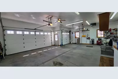 33405 Oak Ridge Avenue, Redwood Falls, MN 56283 - Photo 42