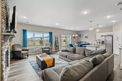 6884 101st Street S, Cottage Grove, MN 55016 - Photo 2