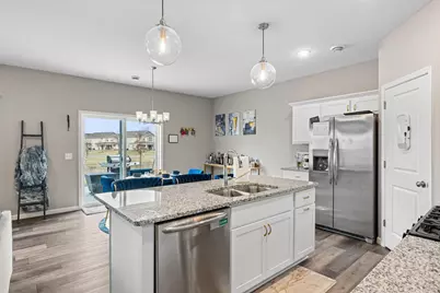 6884 101st Street S, Cottage Grove, MN 55016 - Photo 10