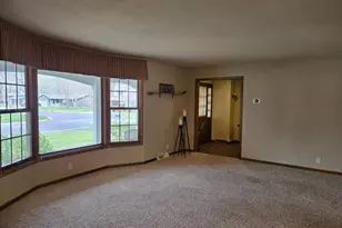 1459 Grace Ave SW, Willmar, MN 56201 - Photo 6