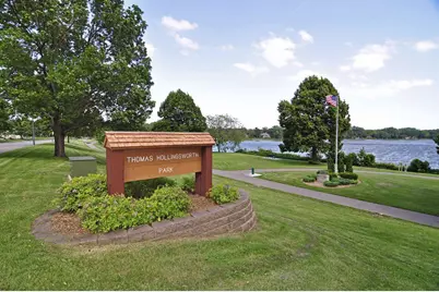 3951 Thomas Avenue N, Minneapolis, MN 55412 - Photo 48