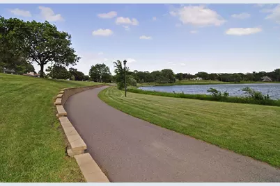 3951 Thomas Avenue N, Minneapolis, MN 55412 - Photo 50