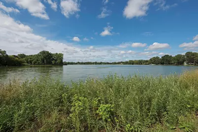 3951 Thomas Avenue N, Minneapolis, MN 55412 - Photo 42