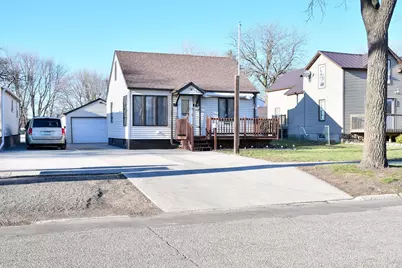 1539 Dover Street, Worthington, MN 56187 - Photo 1