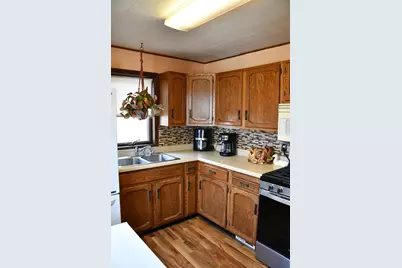 1539 Dover Street, Worthington, MN 56187 - Photo 4