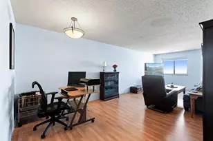 78 10th St E, Saint Paul, MN 55101 - Photo 4