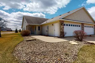 2116 Coopers Pl SE, Rochester, MN 55904 - Photo 1