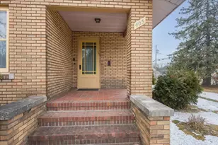 405 4th St, Cloquet, MN 55720 - Photo 2