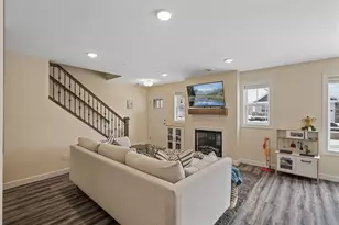 6976 Lancaster Way NE, Albertville, MN 55301 - Photo 2