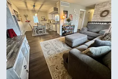 501 Hawthorne Drive, Marshall, MN 56258 - Photo 6