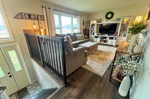 501 Hawthorne Dr, Marshall, MN 56258 - Photo 2