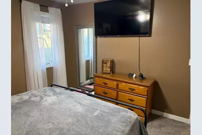 303 Quince Street SW #B, New London, MN 56273 - Photo 10