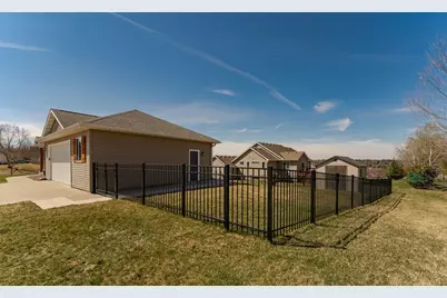 2321 Red Pine Avenue SW, Rochester, MN 55902 - Photo 32