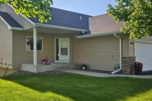 605 Amber Ln, Buffalo, MN 55313 - Photo 1