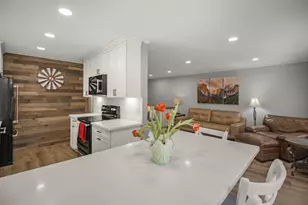 12025 Jasper Ln, Eden Prairie, MN 55347 - Photo 12