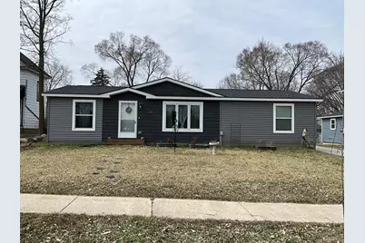 516 S Miller Avenue, Litchfield, MN 55355 - Photo 1