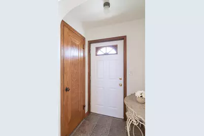 895 Parkview Avenue, Saint Paul, MN 55117 - Photo 14