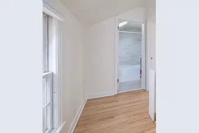 895 Parkview Avenue, Saint Paul, MN 55117 - Photo 18