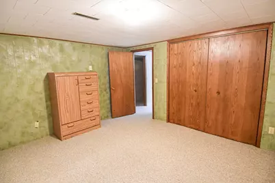 302 Sherwood Avenue N, Thief River Falls, MN 56701 - Photo 18