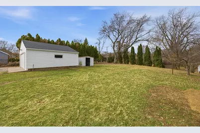 1010 Oak Ridge Road, Hopkins, MN 55305 - Photo 28