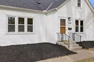 1010 Oak Ridge Rd, Hopkins, MN 55305 - Photo 24