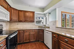 4943 Bayswater Rd, Minnetonka, MN 55345 - Photo 16