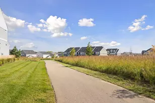 11291 Brookview Rd, Woodbury, MN 55129 - Photo 22