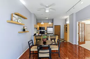 215 7th St NE, Minneapolis, MN 55413 - Photo 8