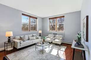 215 7th St NE, Minneapolis, MN 55413 - Photo 10