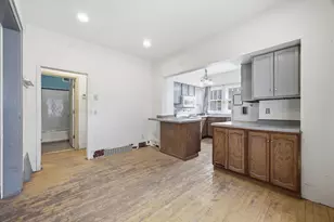 512 10th St N, Moorhead, MN 56560 - Photo 8