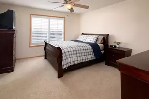 674 Ravencroft Rd, Waconia, MN 55387 - Photo 12