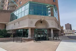 78 10th St E, Saint Paul, MN 55101 - Photo 2