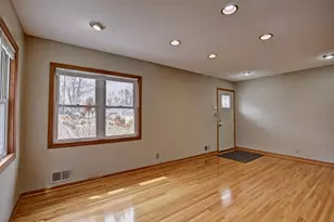 267 Hanska Ct, Shoreview, MN 55126 - Photo 8