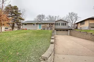 267 Hanska Ct, Shoreview, MN 55126 - Photo 42