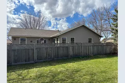 503 Adobe Road, Marshall, MN 56258 - Photo 4