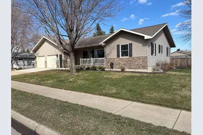 503 Adobe Road, Marshall, MN 56258 - Photo 2