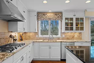 4285 Rosewood Ln N, Plymouth, MN 55442 - Photo 14